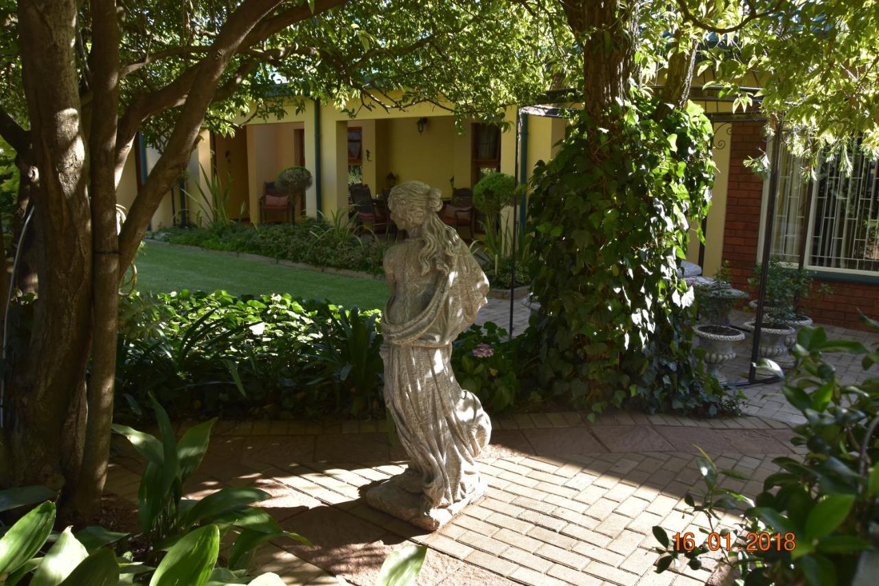 Lamor Guest House Middelburg  Buitenkant foto
